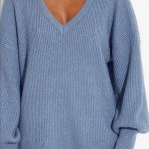 Workshop Republic Blue V-neck sweater, size large